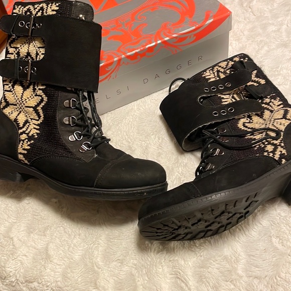 Kelsi Dagger ILya Boots - Picture 6 of 10